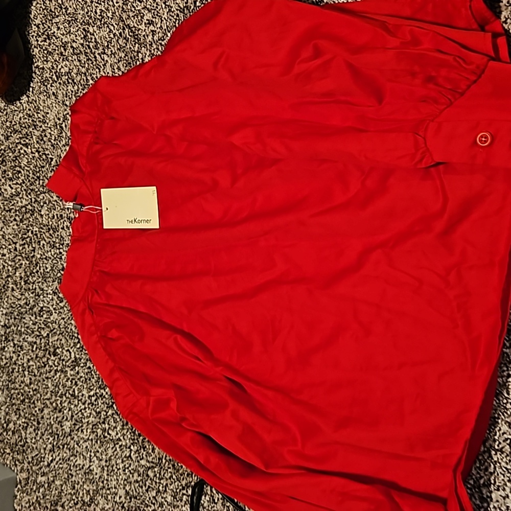 The Korner. Women's size 6. New with tags. Red long sleeves Women's top